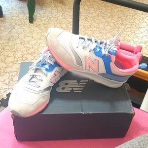 Women's New Balance